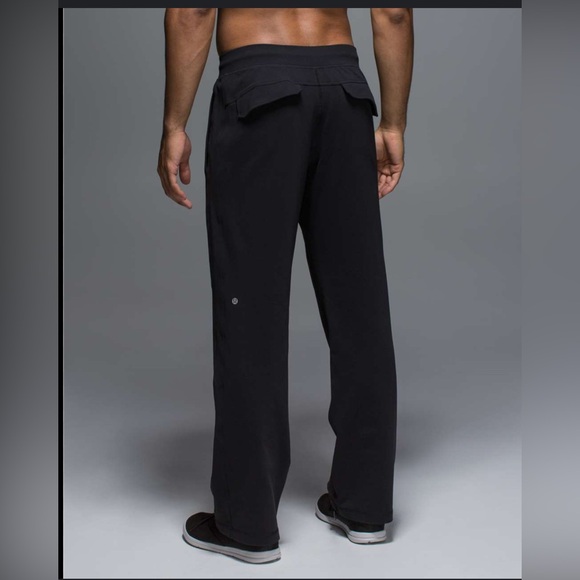 Lululemon Men’s Kung Fun Black Sweatpants/Yoga Size XL- EUC- Flap Mesh Pockets - Picture 1 of 9
